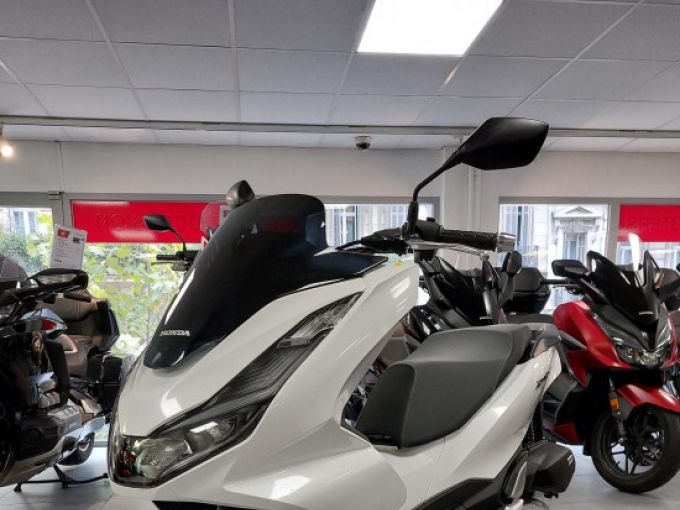 HONDA PCX125 4