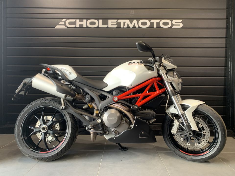 DUCATI 796 MONSTER 4