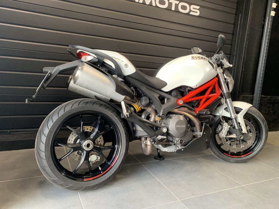 DUCATI 796 MONSTER 4