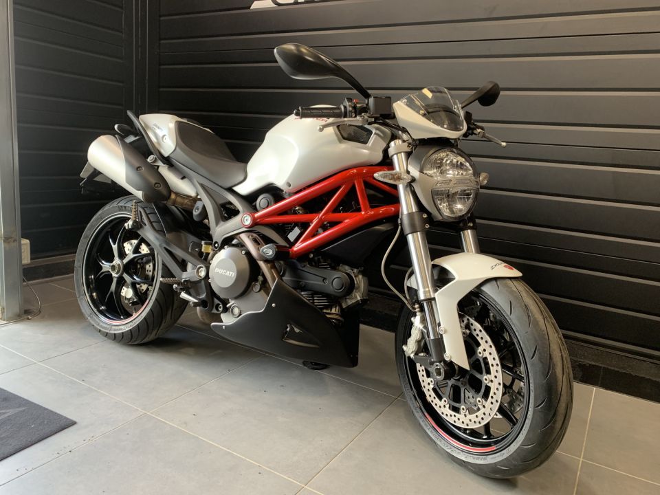 DUCATI 796 MONSTER 4