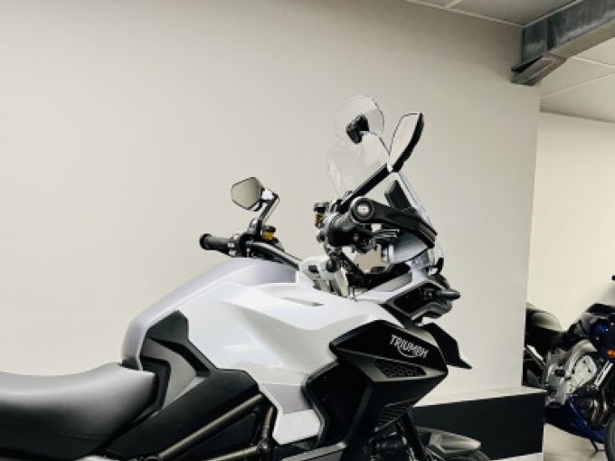 TRIUMPH TIGER 1200 EXPLORER 4