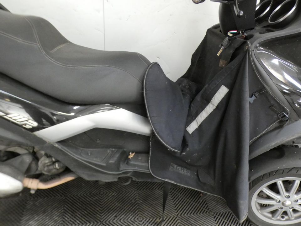 PIAGGIO MP3 300 LT 4