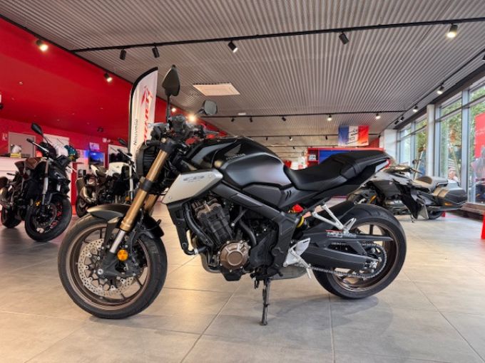 HONDA CB 650 RA 4