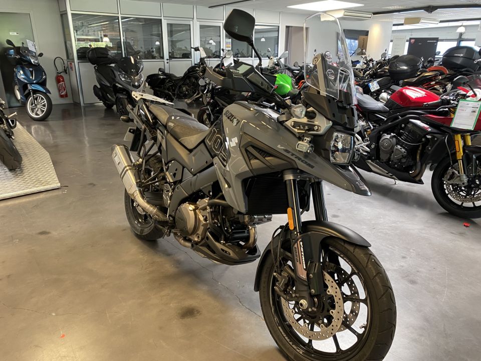 SUZUKI DL V-STROM 1050 4