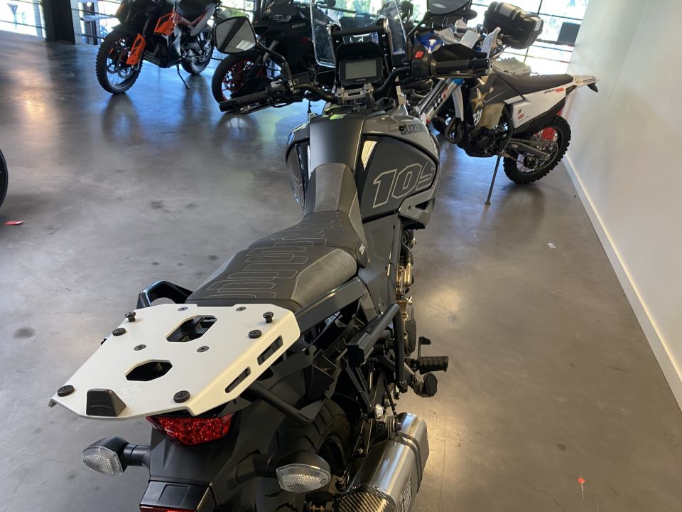 SUZUKI DL V-STROM 1050 4