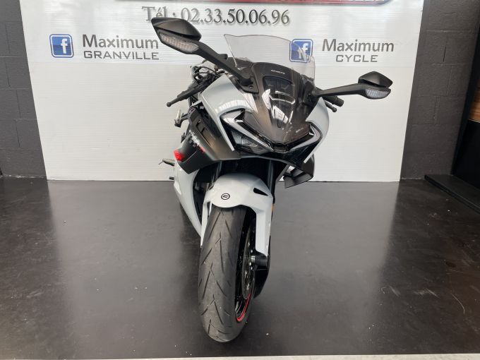 CF MOTO 675 SR-R 4