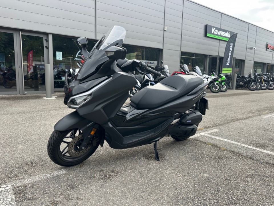 HONDA FORZA 125 ABS 4