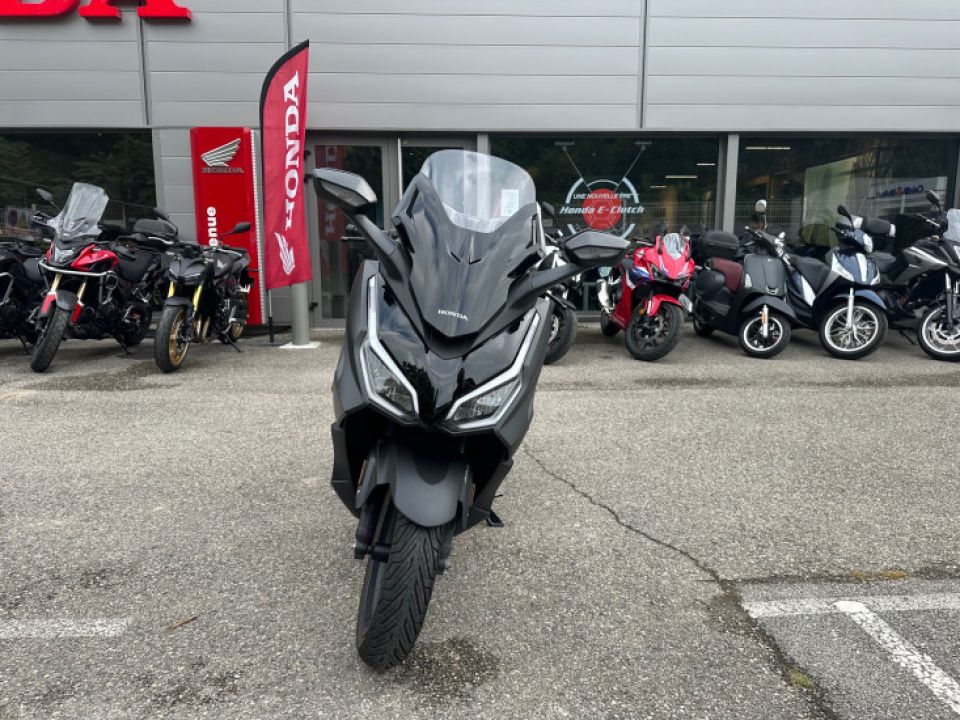 HONDA FORZA 125 ABS 4