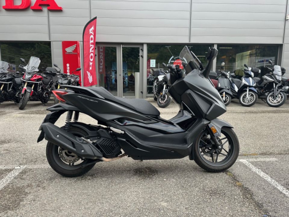 HONDA FORZA 125 ABS 4