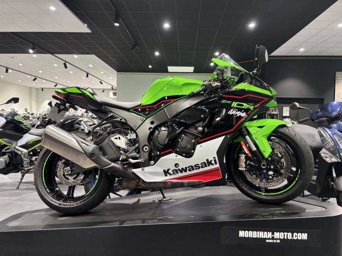 KAWASAKI ZX-10R 4