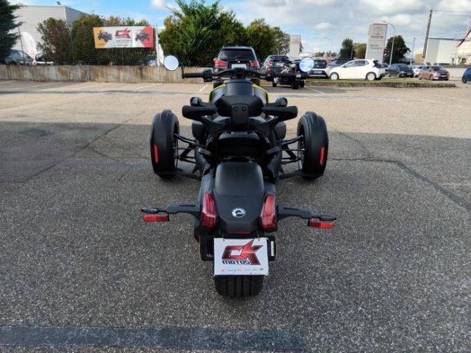 CAN-AM RYKER 900 4