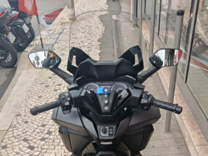 HONDA FORZA 125 ABS 4