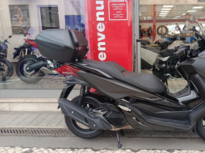 HONDA FORZA 125 ABS 4