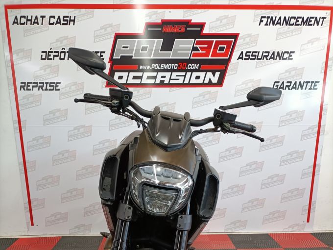 DUCATI DIAVEL DARK 4