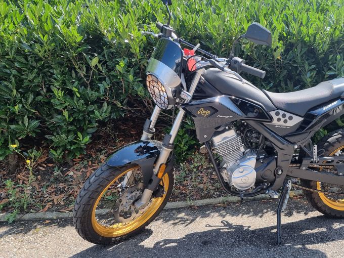 RIEJU TANGO 125 SCRAMBLER 4