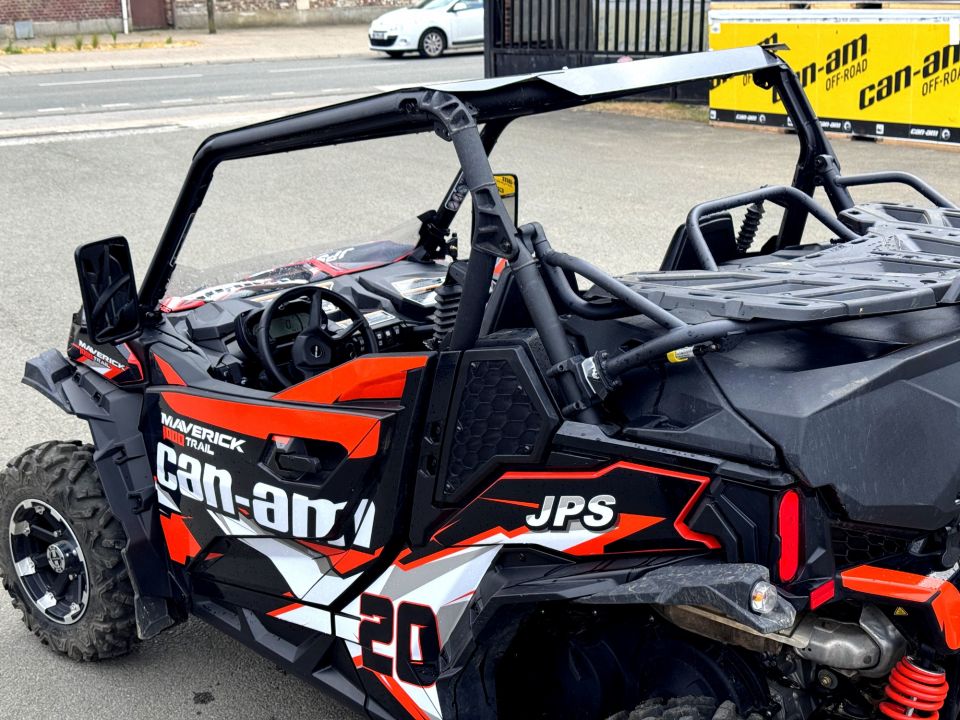 CAN-AM MAVERICK 4