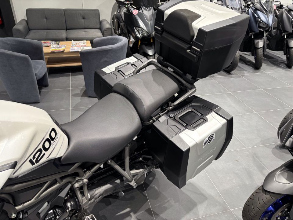 TRIUMPH TIGER 1200 EXPLORER XCA  4