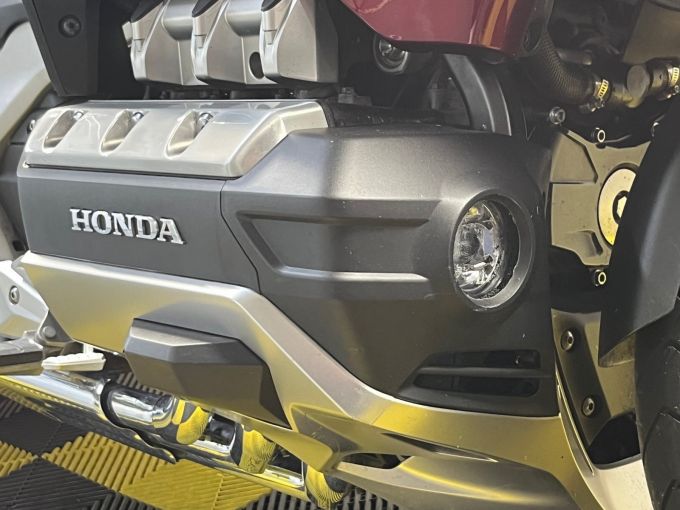 HONDA GL1800 GOLDWING 4
