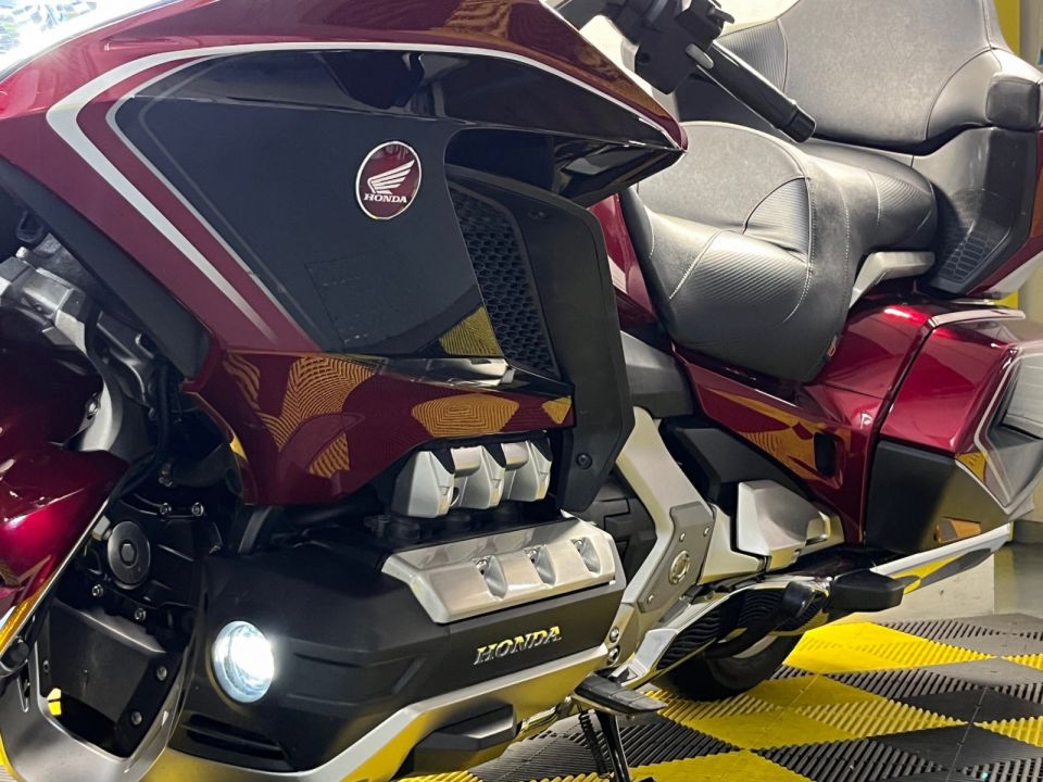 HONDA GL1800 GOLDWING 4