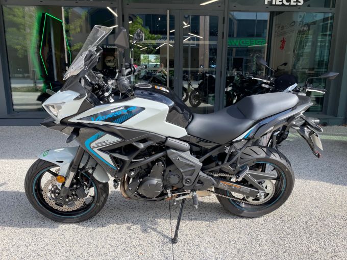KAWASAKI VERSYS 650 4