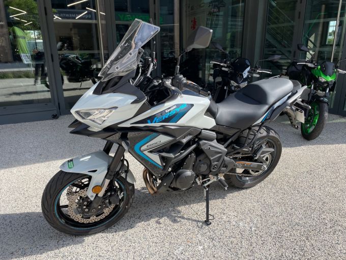 KAWASAKI VERSYS 650 4