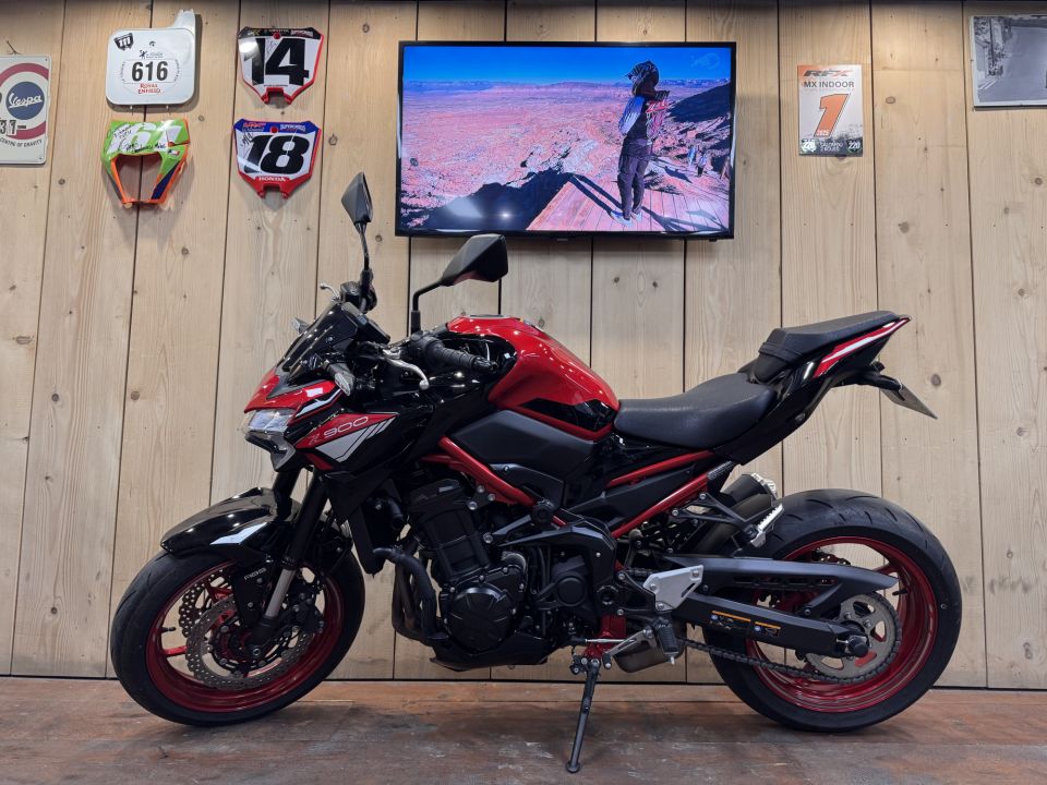 KAWASAKI Z 900 4