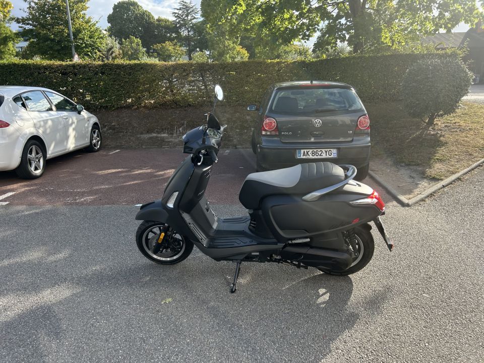 KYMCO LIKE II SPORT 125I 4