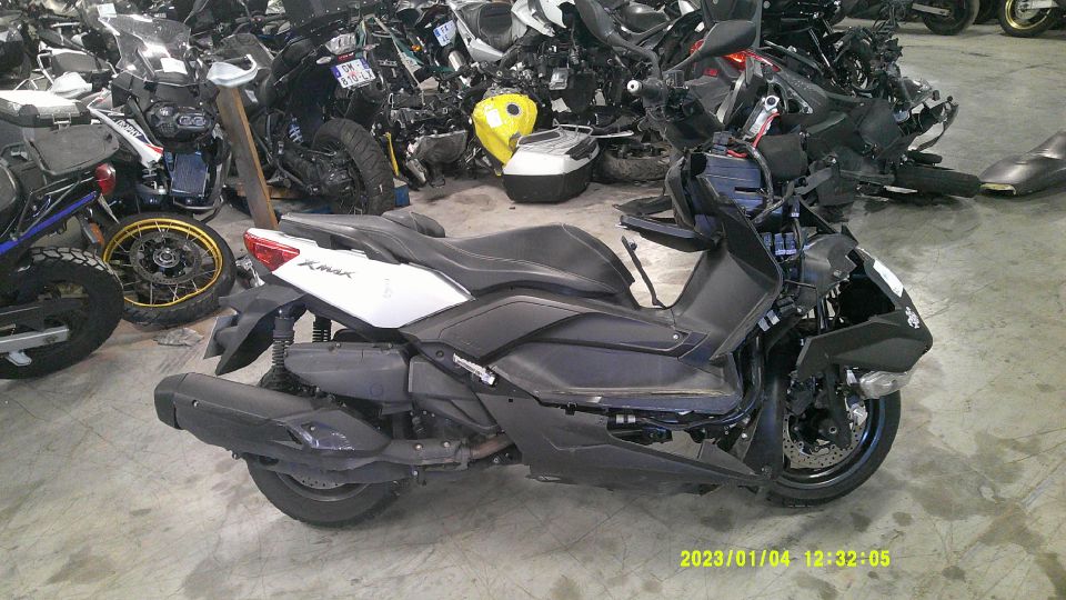 YAMAHA XMAX 400 4