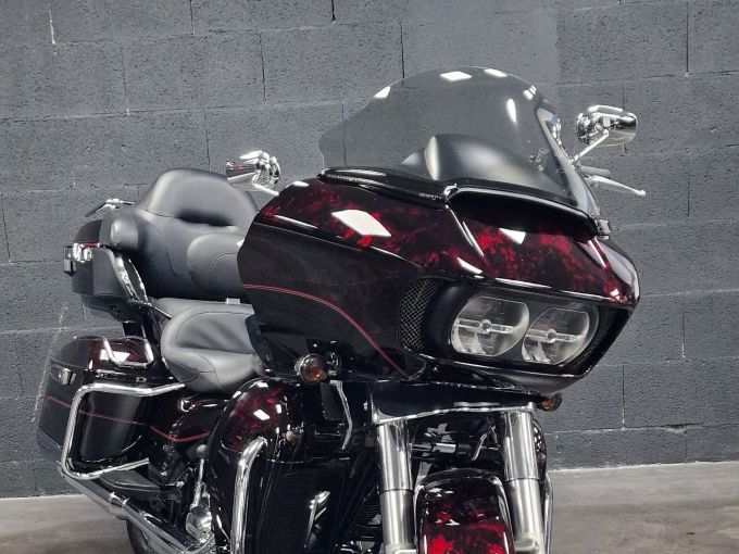 HARLEY-DAVIDSON TOURING ROAD GLIDE 1700 ULTRA 4