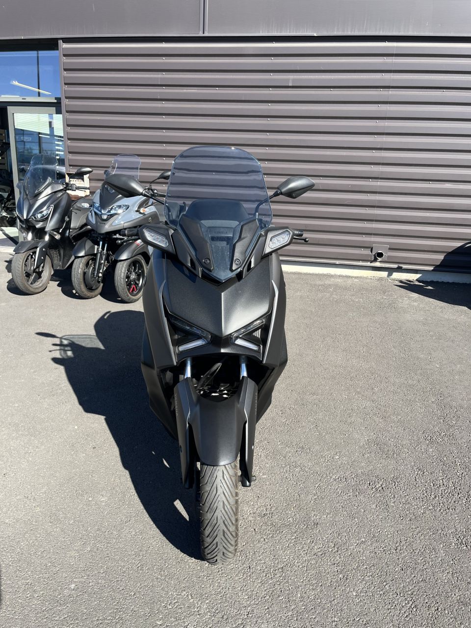 YAMAHA X-MAX 125 4