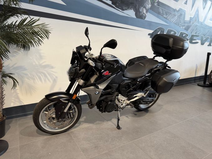 BMW f900 r 4