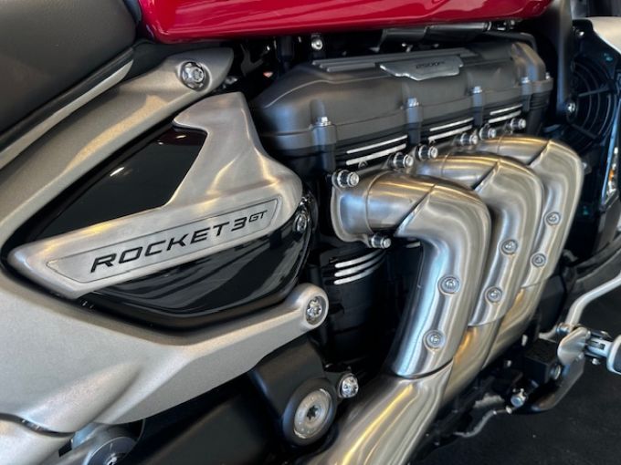 TRIUMPH ROCKET 3 GT 4