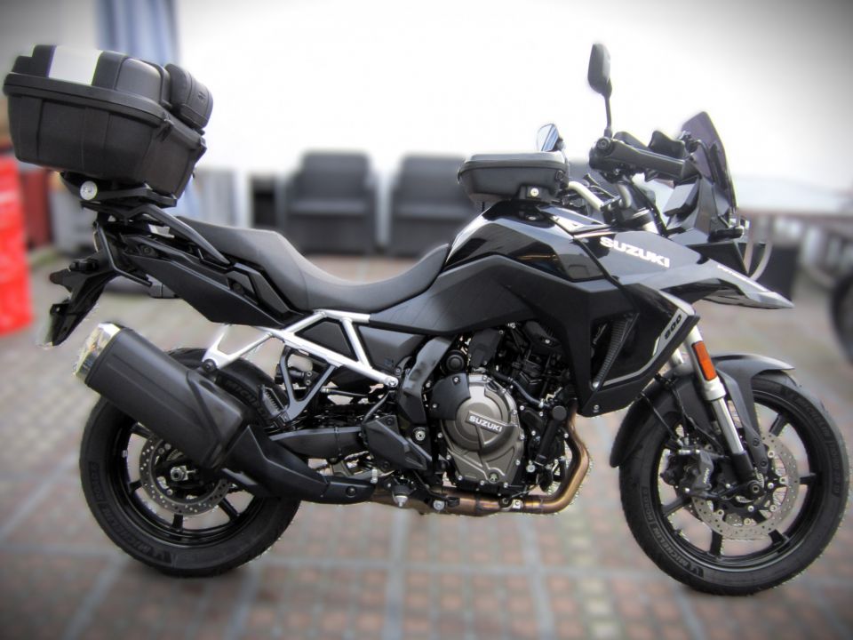 SUZUKI V-STROM 800SE 4
