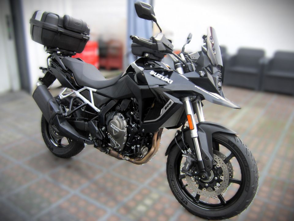 SUZUKI V-STROM 800SE 4