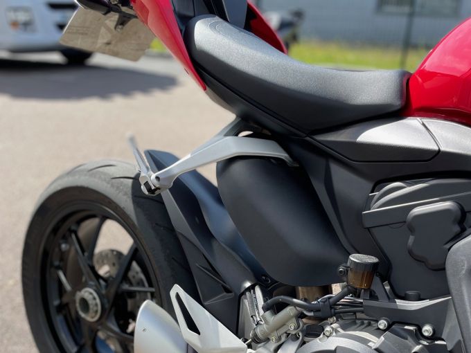 DUCATI STREETFIGHTER 4