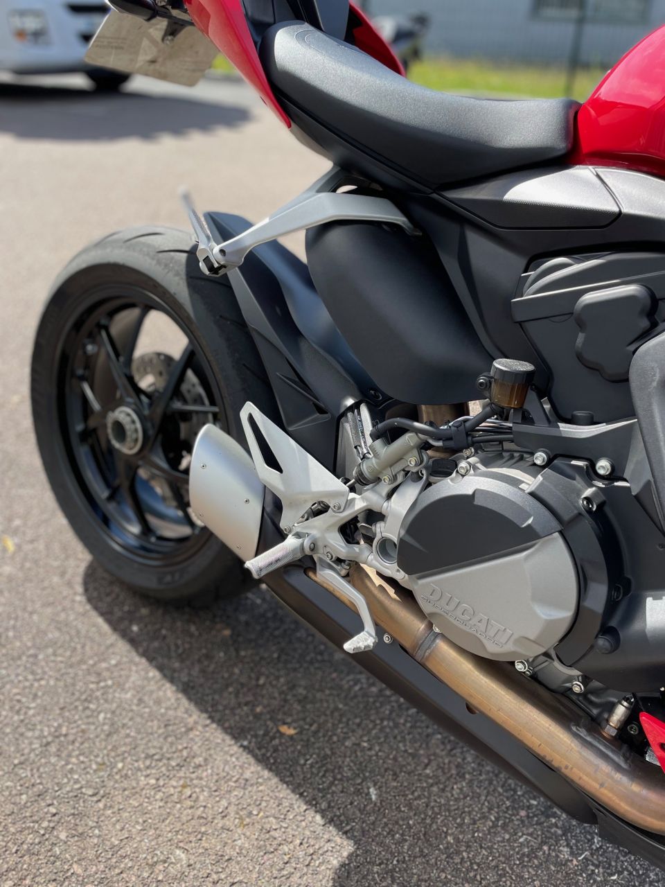 DUCATI STREETFIGHTER 4