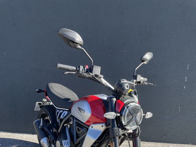 DUCATI SCRAMBLER ICON 4