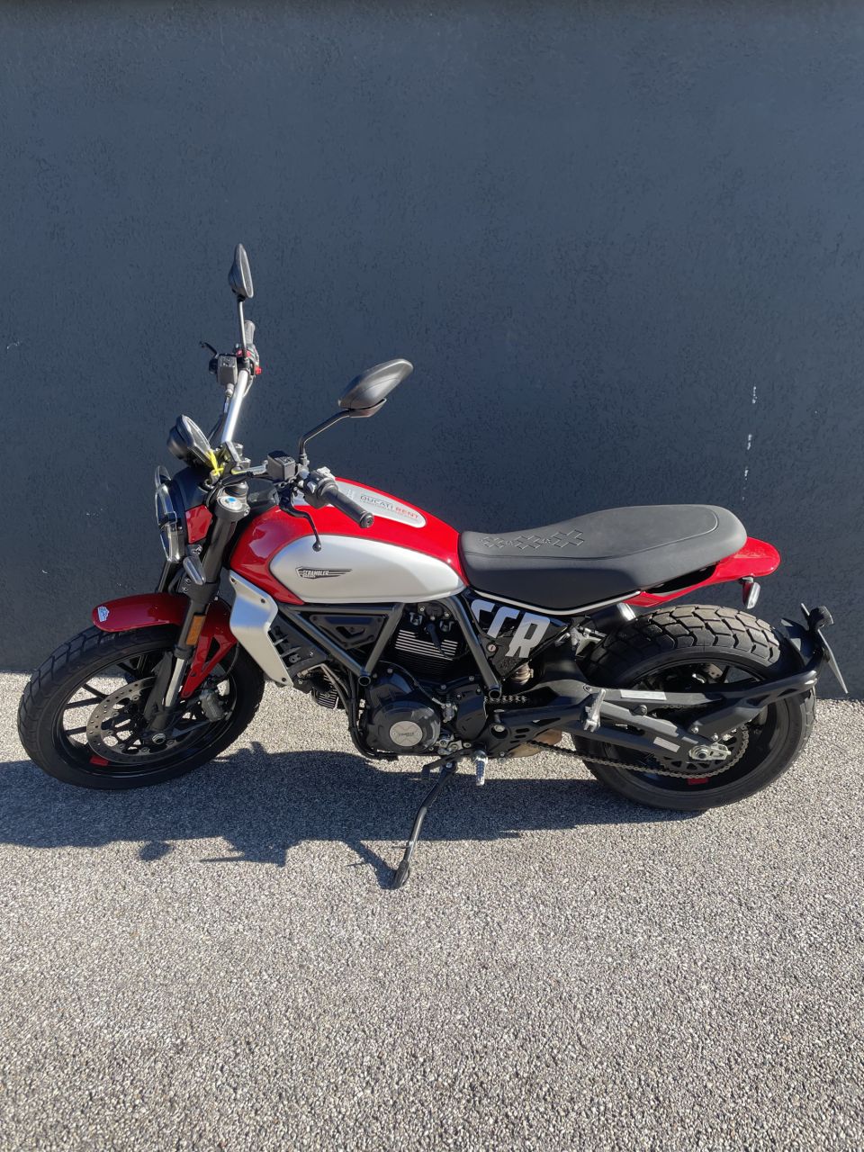 DUCATI SCRAMBLER ICON 4