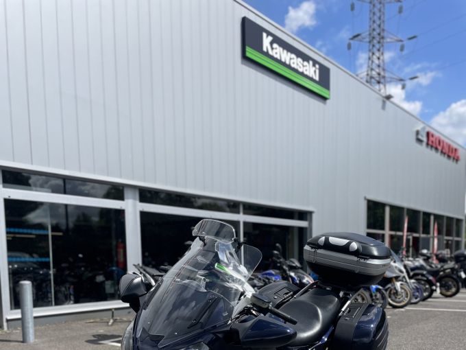 KAWASAKI GTR 1400 4