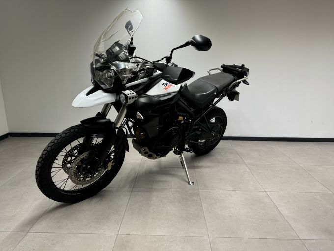 TRIUMPH TIGER 800 XC ABS 4
