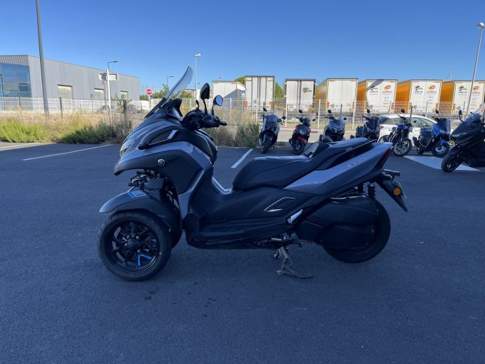 YAMAHA TRICITY 300 4