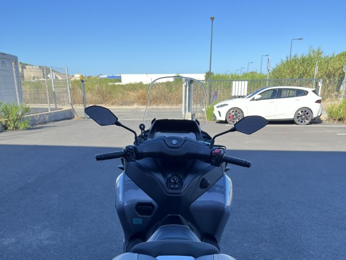 YAMAHA TRICITY 300 4