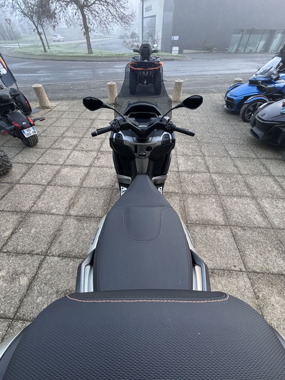 PIAGGIO MP3 530 HPE EXCLUSIVE 4