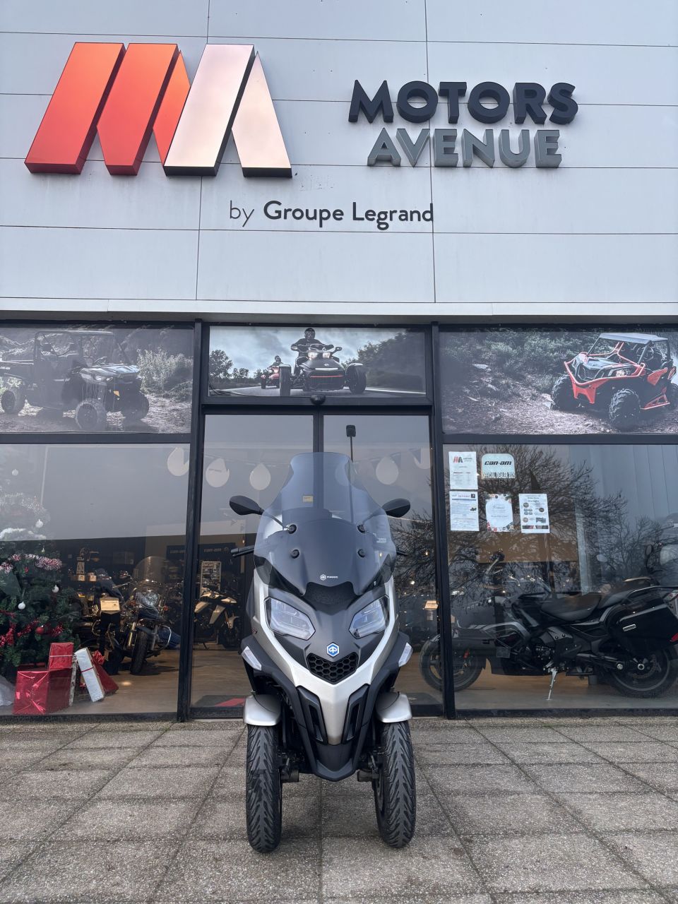 PIAGGIO MP3 530 HPE EXCLUSIVE 4