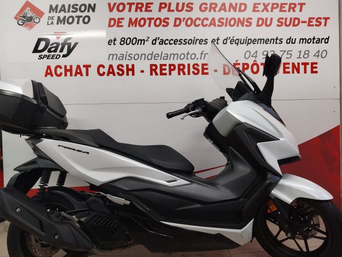 HONDA FORZA 125 4