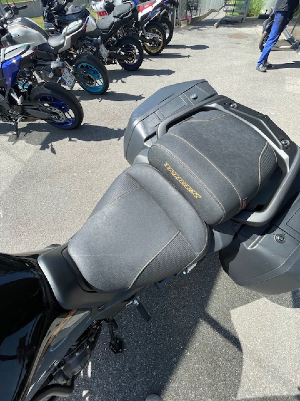 YAMAHA TRACER 9 GT + 4