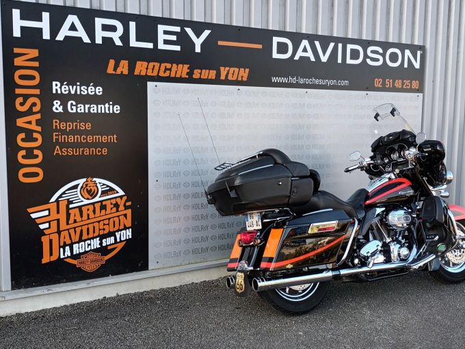 HARLEY-DAVIDSON TOURING ELECTRA GLIDE 1800 ULTRA CLASSIC 4