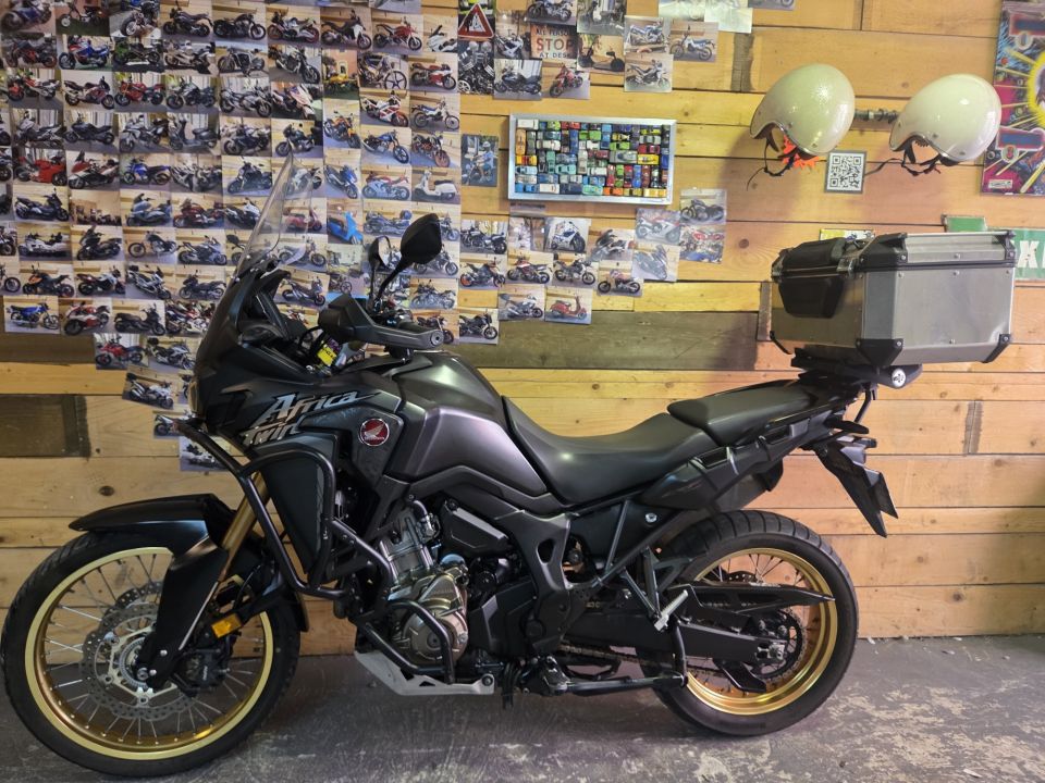 HONDA AFRICA TWIN CRF1000D DCT 4