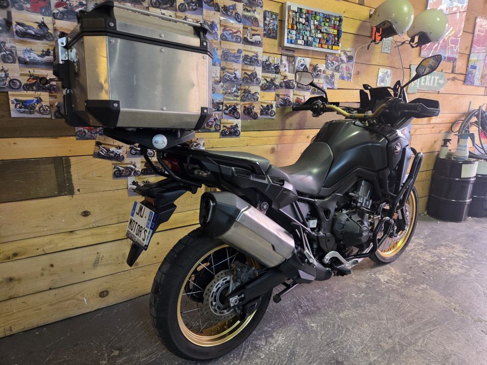 HONDA AFRICA TWIN CRF1000D DCT 4