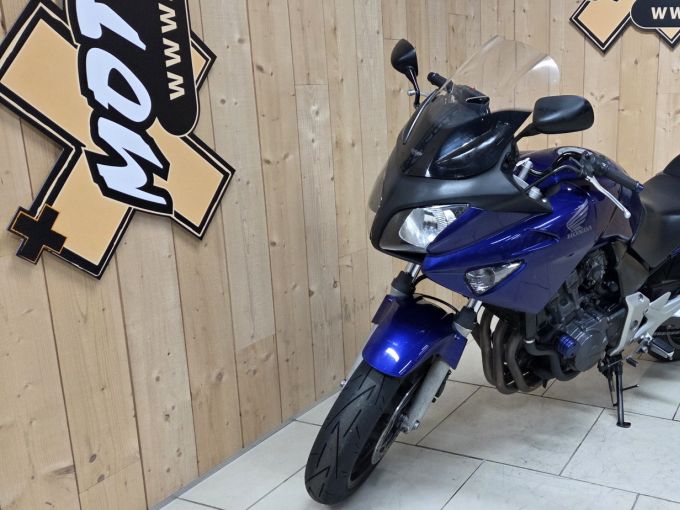 HONDA CBF 600 S 4